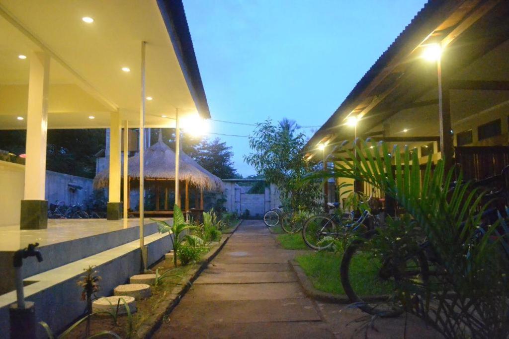 Wisma Bunda Gili Trawangan Esterno foto