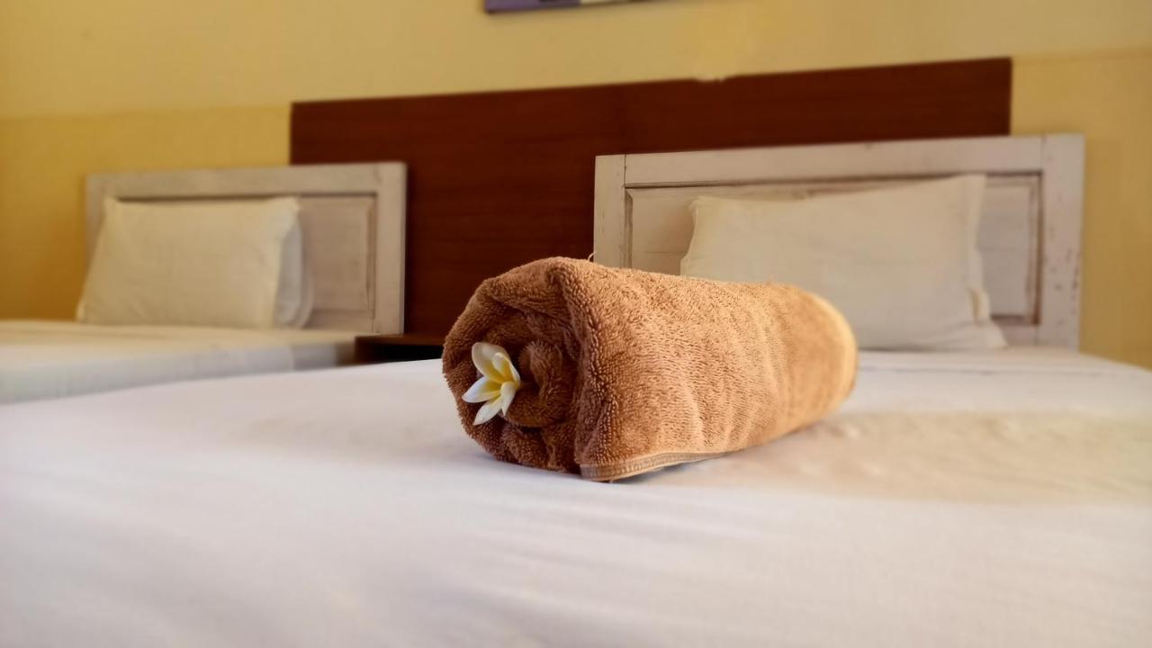 Wisma Bunda Gili Trawangan Esterno foto
